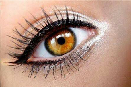 Gz Rengini Deitirmek in Dnyann Drt Bir Yanndan Geliyorlar