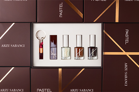 Pastel x Arzu Sabanc� Oje Setleri ile K�� Sezonunun En Trend Renkleri