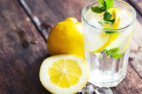 Sabahlar Neden Ilk Limonlu Su meliyiz?