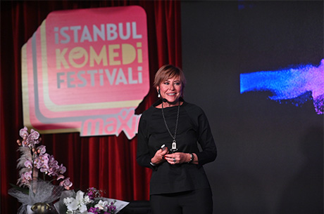 Elif Dağdeviren’den İstanbul Komedi Festivali’ne Özel Gösteri