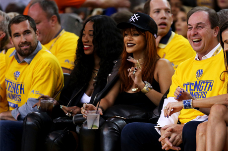 Rihanna NBA Final Serisinin lk Man Karmad!