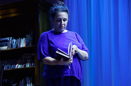 Tiyatro Sahnesinde Sanatla Buluuyor