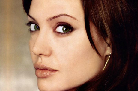 Angelina Jolieden Bir Film